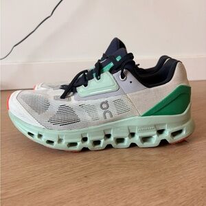 On Running Athletic Shoes - Green, White, Black